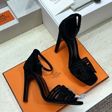 (配全套飞机盒) 莞产 代购级 爱马仕 Hermes 2026春夏新款经典系列新色Joy果冻色工字拖女鞋 H家字母lo (配全套飞机盒) 莞产 代购级 爱马仕 Hermes 2026春夏新款经典系列新色Joy果冻色工字拖女鞋 H家字母lo