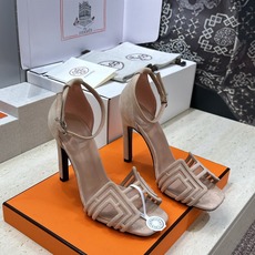 (配全套飞机盒) 莞产 代购级 爱马仕 Hermes 2026春夏新款经典系列新色Joy果冻色工字拖女鞋 H家字母lo (配全套飞机盒) 莞产 代购级 爱马仕 Hermes 2026春夏新款经典系列新色Joy果冻色工字拖女鞋 H家字母lo