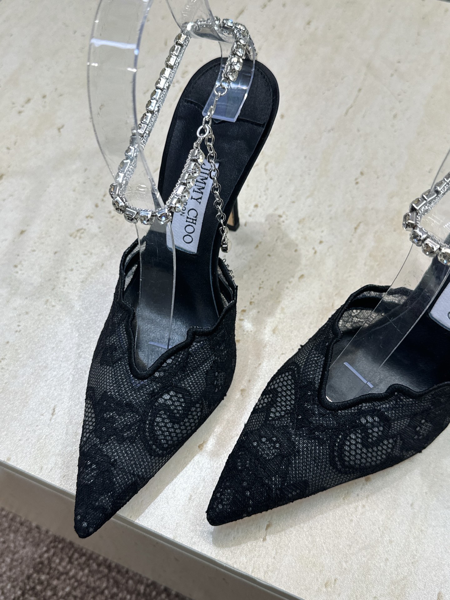 周仰杰Jimmy Choo 2026春夏新款水钻链条时尚女婚鞋 吉米周JC明星同款字母logo 五金扣高跟尖头串珠后空凉