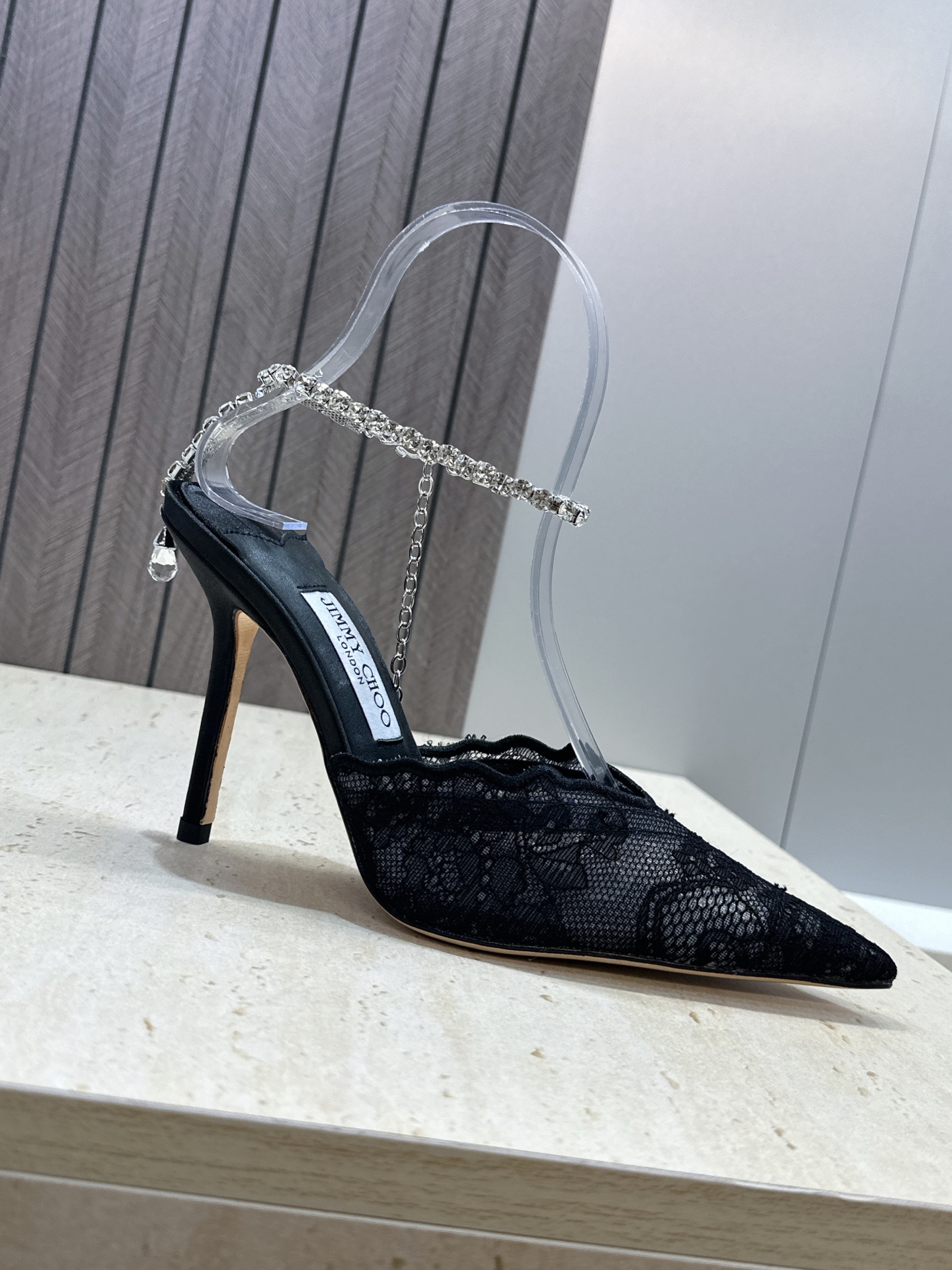 周仰杰Jimmy Choo 2026春夏新款水钻链条时尚女婚鞋 吉米周JC明星同款字母logo 五金扣高跟尖头串珠后空凉