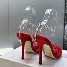 周仰杰Jimmy Choo 2026春夏新款水钻链条时尚女婚鞋 吉米周JC明星同款字母logo 五金扣高跟尖头串珠后空凉 周仰杰Jimmy Choo 2026春夏新款水钻链条时尚女婚鞋 吉米周JC明星同款字母logo 五金扣高跟尖头串珠后空凉