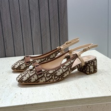 顶级版 迪奥 Dior 2026春夏高定系列新款 Ballet 低跟玛丽珍芭蕾舞女鞋 CD字母logo标志性老花电绣五金 顶级版 迪奥 Dior 2026春夏高定系列新款 Ballet 低跟玛丽珍芭蕾舞女鞋 CD字母logo标志性老花电绣五金