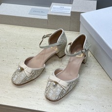 顶级版 迪奥 Dior 2026春夏高定系列新款 Ballet 低跟玛丽珍芭蕾舞女鞋 CD字母logo标志性老花电绣五金 顶级版 迪奥 Dior 2026春夏高定系列新款 Ballet 低跟玛丽珍芭蕾舞女鞋 CD字母logo标志性老花电绣五金