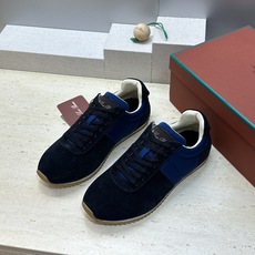 Loro Piana 2026春夏新款情侣系列休闲系带德训鞋 LP字母logo平底圆头老钱风拼色阿甘跑鞋 材质:鞋面进 Loro Piana 2026春夏新款情侣系列休闲系带德训鞋 LP字母logo平底圆头老钱风拼色阿甘跑鞋 材质:鞋面进