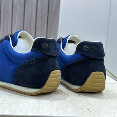 Loro Piana 2026春夏新款情侣系列休闲系带德训鞋 LP字母logo平底圆头老钱风拼色阿甘跑鞋 材质:鞋面进 Loro Piana 2026春夏新款情侣系列休闲系带德训鞋 LP字母logo平底圆头老钱风拼色阿甘跑鞋 材质:鞋面进