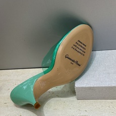 Gianvito Rossi 塞乔.罗茜2026春夏新款糖果色女鞋 GR字母logo高跟圆头鱼嘴露趾拼色凉拖鞋 材质:鞋 Gianvito Rossi 塞乔.罗茜2026春夏新款糖果色女鞋 GR字母logo高跟圆头鱼嘴露趾拼色凉拖鞋 材质:鞋
