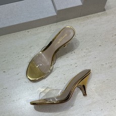 Gianvito Rossi 塞乔.罗茜2026春夏新款糖果色女鞋 GR字母logo高跟圆头鱼嘴露趾拼色凉拖鞋 材质:鞋 Gianvito Rossi 塞乔.罗茜2026春夏新款糖果色女鞋 GR字母logo高跟圆头鱼嘴露趾拼色凉拖鞋 材质:鞋