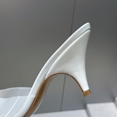 Gianvito Rossi 塞乔.罗茜2026春夏新款糖果色女鞋 GR字母logo高跟圆头鱼嘴露趾拼色凉拖鞋 材质:鞋 Gianvito Rossi 塞乔.罗茜2026春夏新款糖果色女鞋 GR字母logo高跟圆头鱼嘴露趾拼色凉拖鞋 材质:鞋