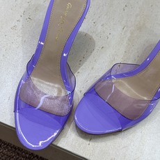 Gianvito Rossi 塞乔.罗茜2026春夏新款糖果色女鞋 GR字母logo高跟圆头鱼嘴露趾拼色凉拖鞋 材质:鞋 Gianvito Rossi 塞乔.罗茜2026春夏新款糖果色女鞋 GR字母logo高跟圆头鱼嘴露趾拼色凉拖鞋 材质:鞋
