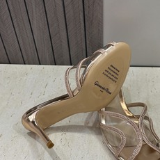 Gianvito Rossi 塞乔.罗茜2026春夏新款糖果色水钻女鞋 GR字母logo高跟圆头鱼嘴露趾拼色凉拖鞋 材质 Gianvito Rossi 塞乔.罗茜2026春夏新款糖果色水钻女鞋 GR字母logo高跟圆头鱼嘴露趾拼色凉拖鞋 材质
