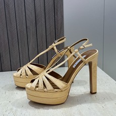 Aquazzura 2026春夏新款交叉带超高跟气场女鞋 菠萝鞋字母logo五金扣粗跟防水台圆头露趾后空拼色凉鞋 材质: Aquazzura 2026春夏新款交叉带超高跟气场女鞋 菠萝鞋字母logo五金扣粗跟防水台圆头露趾后空拼色凉鞋 材质: