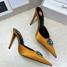 (不退只换码) SAINT LAURENT PARIS 圣罗兰2026春夏新款高跟水钻女鞋 YSL字母logo五金扣尖 (不退只换码) SAINT LAURENT PARIS 圣罗兰2026春夏新款高跟水钻女鞋 YSL字母logo五金扣尖