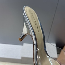 Gianvito Rossi 塞乔.罗茜2026春夏新款糖果色粗跟女鞋 GR字母logo高跟圆头鱼嘴露趾拼色凉拖鞋 材质 Gianvito Rossi 塞乔.罗茜2026春夏新款糖果色粗跟女鞋 GR字母logo高跟圆头鱼嘴露趾拼色凉拖鞋 材质