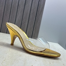 Gianvito Rossi 塞乔.罗茜2026春夏新款糖果色粗跟女鞋 GR字母logo高跟圆头鱼嘴露趾拼色凉拖鞋 材质 Gianvito Rossi 塞乔.罗茜2026春夏新款糖果色粗跟女鞋 GR字母logo高跟圆头鱼嘴露趾拼色凉拖鞋 材质