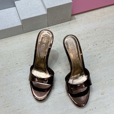 PARIS TEXAS 小众品牌 2026春夏新款糖果色高跟圆头露趾拼色凉拖女鞋 材质:鞋面进口牛漆皮/进口金属牛皮+水 PARIS TEXAS 小众品牌 2026春夏新款糖果色高跟圆头露趾拼色凉拖女鞋 材质:鞋面进口牛漆皮/进口金属牛皮+水