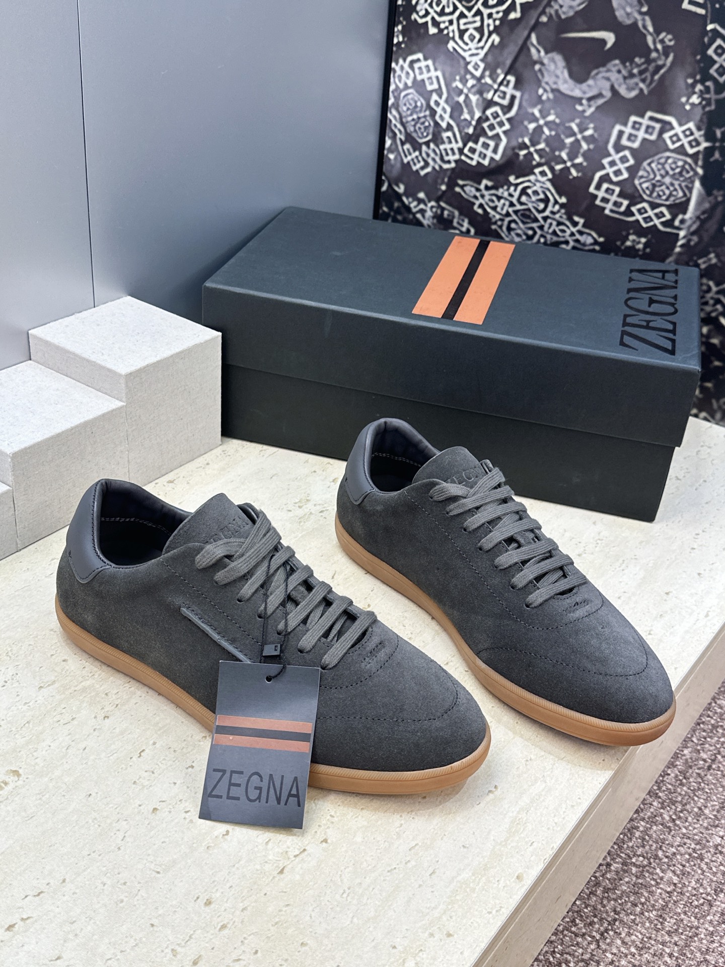 (仅男码) Zegna 2026春夏新款系带舒适休闲徳训男鞋  杰尼亚字母logo平底圆头时尚百搭拼色滑板小白鞋 材质: