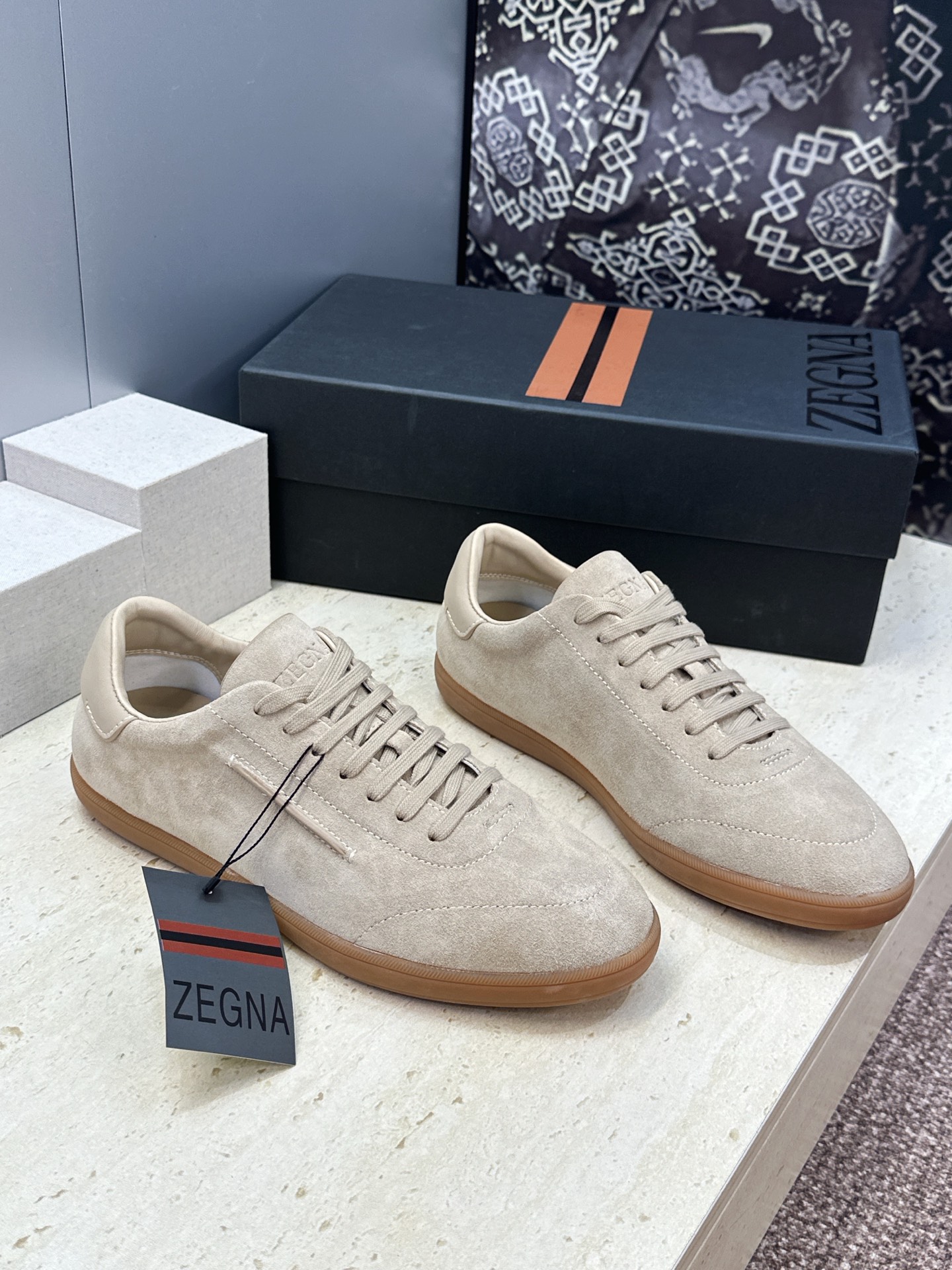 (仅男码) Zegna 2026春夏新款系带舒适休闲徳训男鞋  杰尼亚字母logo平底圆头时尚百搭拼色滑板小白鞋 材质: