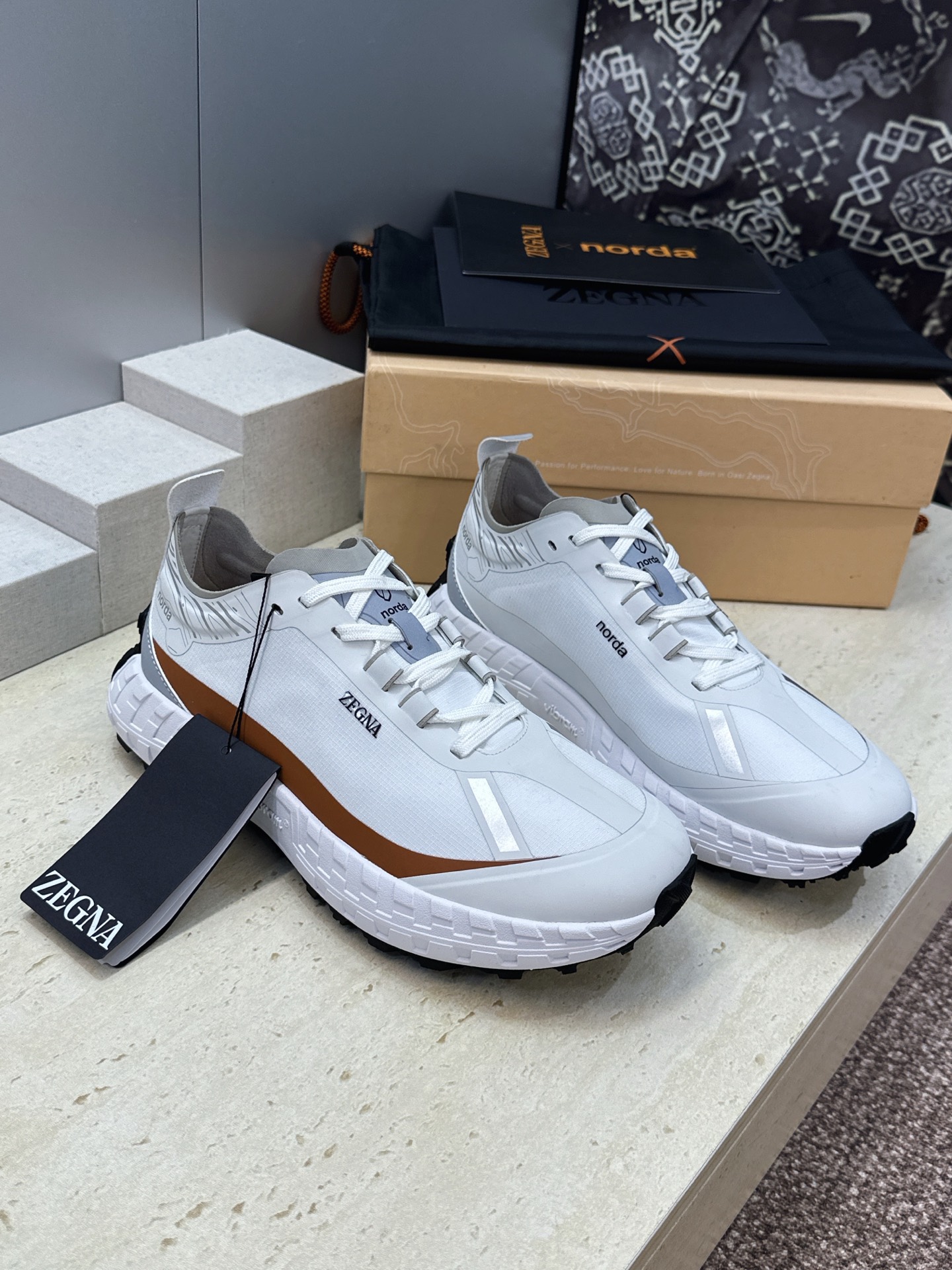(仅男码) Zegna 2026春夏新款系带舒适休闲运动男鞋  杰尼亚字母logo厚底圆头时尚百搭拼色老爹跑鞋 材质:鞋