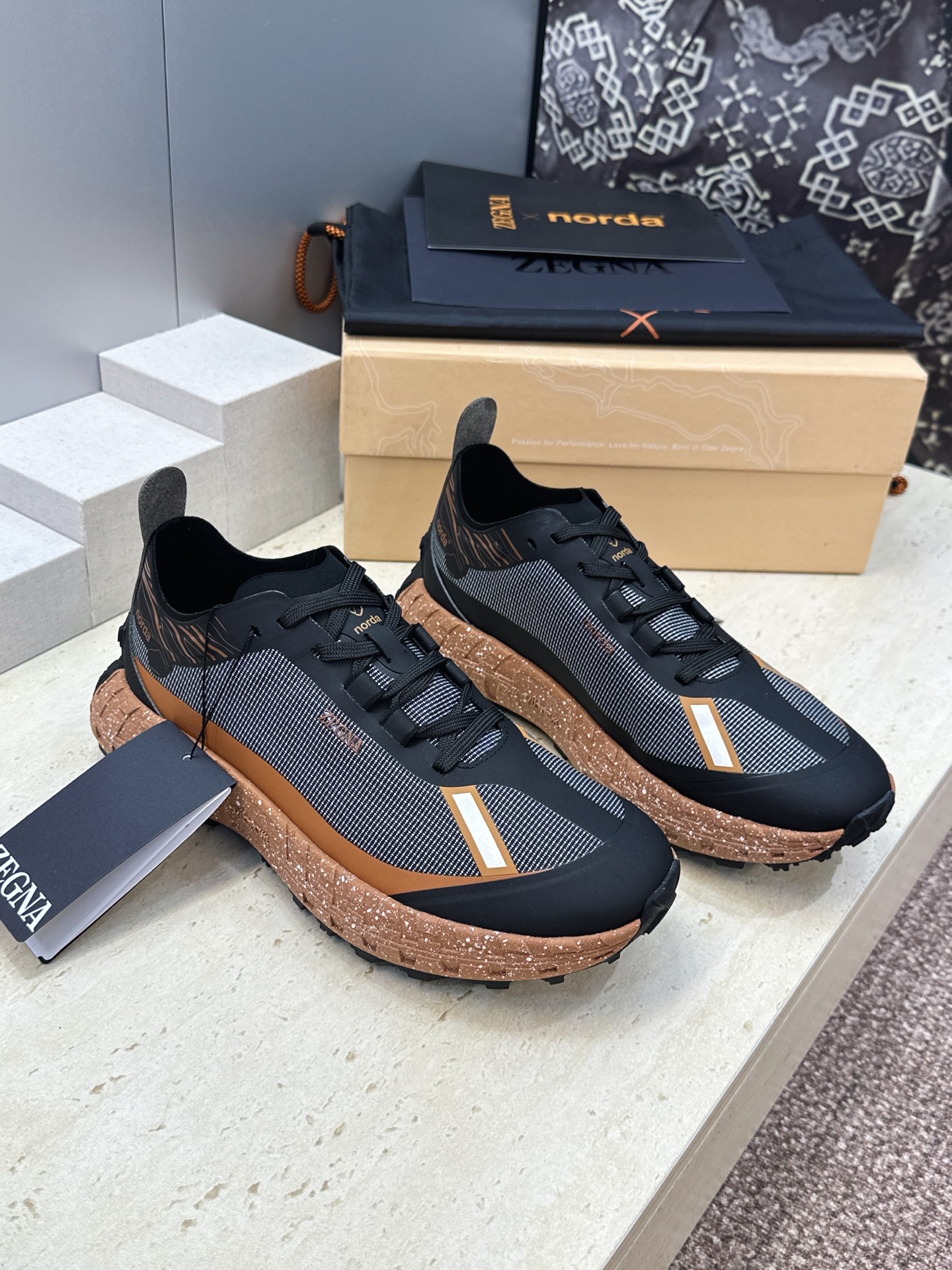 (仅男码) Zegna 2026春夏新款系带舒适休闲运动男鞋  杰尼亚字母logo厚底圆头时尚百搭拼色老爹跑鞋 材质:鞋