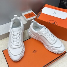 (仅男码) 顶级版 爱马仕 Hermes 2026春夏新款 Bouncing 休闲系带百搭运动男鞋 H家字母logo厚 (仅男码) 顶级版 爱马仕 Hermes 2026春夏新款 Bouncing 休闲系带百搭运动男鞋 H家字母logo厚