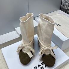 ISABEL MARANT 2026秋冬新款时尚绑带流苏女短靴 伊莎贝尔字母logo平底圆头一脚蹬拼色机车骑士靴 材质: ISABEL MARANT 2026秋冬新款时尚绑带流苏女短靴 伊莎贝尔字母logo平底圆头一脚蹬拼色机车骑士靴 材质: