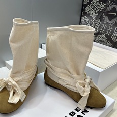 ISABEL MARANT 2026秋冬新款时尚绑带流苏女短靴 伊莎贝尔字母logo平底圆头一脚蹬拼色机车骑士靴 材质: ISABEL MARANT 2026秋冬新款时尚绑带流苏女短靴 伊莎贝尔字母logo平底圆头一脚蹬拼色机车骑士靴 材质: