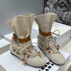 ISABEL MARANT 2026秋冬新款时尚串珠绑带流苏女短靴 伊莎贝尔字母logo五金皮带扣平底圆头一脚蹬拼色机车 ISABEL MARANT 2026秋冬新款时尚串珠绑带流苏女短靴 伊莎贝尔字母logo五金皮带扣平底圆头一脚蹬拼色机车