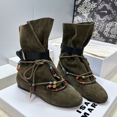 ISABEL MARANT 2026秋冬新款时尚串珠绑带流苏女短靴 伊莎贝尔字母logo五金皮带扣平底圆头一脚蹬拼色机车 ISABEL MARANT 2026秋冬新款时尚串珠绑带流苏女短靴 伊莎贝尔字母logo五金皮带扣平底圆头一脚蹬拼色机车