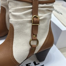 ISABEL MARANT 2026秋冬新款时尚拼色高跟尖头女短靴 伊莎贝尔字母logo五金扣一脚蹬机车马丁靴 材质:鞋 ISABEL MARANT 2026秋冬新款时尚拼色高跟尖头女短靴 伊莎贝尔字母logo五金扣一脚蹬机车马丁靴 材质:鞋