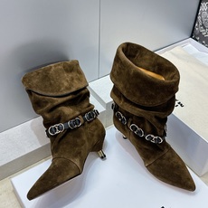 ISABEL MARANT 2026秋冬新款时尚拼色低跟尖头两穿中筒女靴 伊莎贝尔字母logo五金扣一脚蹬机车马丁靴 材 ISABEL MARANT 2026秋冬新款时尚拼色低跟尖头两穿中筒女靴 伊莎贝尔字母logo五金扣一脚蹬机车马丁靴 材