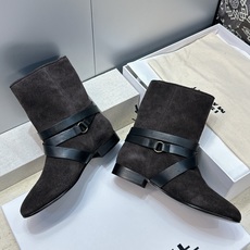 ISABEL MARANT 2026秋冬新款时尚绑带流苏女短靴 伊莎贝尔字母logo低跟圆头一脚蹬拼色机车骑士军靴 材质 ISABEL MARANT 2026秋冬新款时尚绑带流苏女短靴 伊莎贝尔字母logo低跟圆头一脚蹬拼色机车骑士军靴 材质
