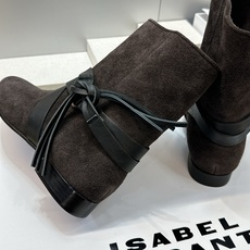 ISABEL MARANT 2026秋冬新款时尚绑带流苏女短靴 伊莎贝尔字母logo低跟圆头一脚蹬拼色机车骑士军靴 材质 ISABEL MARANT 2026秋冬新款时尚绑带流苏女短靴 伊莎贝尔字母logo低跟圆头一脚蹬拼色机车骑士军靴 材质