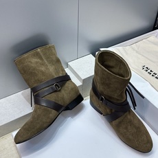 ISABEL MARANT 2026秋冬新款时尚绑带流苏女短靴 伊莎贝尔字母logo低跟圆头一脚蹬拼色机车骑士军靴 材质 ISABEL MARANT 2026秋冬新款时尚绑带流苏女短靴 伊莎贝尔字母logo低跟圆头一脚蹬拼色机车骑士军靴 材质