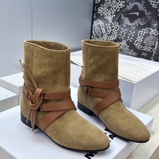 ISABEL MARANT 2026秋冬新款时尚绑带流苏女短靴 伊莎贝尔字母logo低跟圆头一脚蹬拼色机车骑士军靴 材质 ISABEL MARANT 2026秋冬新款时尚绑带流苏女短靴 伊莎贝尔字母logo低跟圆头一脚蹬拼色机车骑士军靴 材质