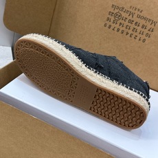 (配全套飞机盒) MaisonMargiela 2026春夏新款系带德训休闲运动鞋 MM6 马吉拉字母logo平底圆头复 (配全套飞机盒) MaisonMargiela 2026春夏新款系带德训休闲运动鞋 MM6 马吉拉字母logo平底圆头复