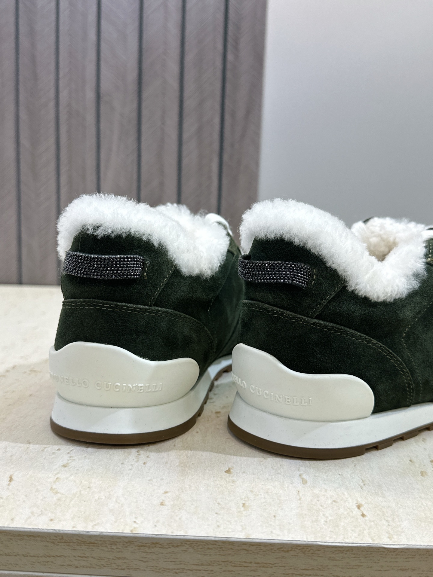 BRUNELLO CUCINELLI 2026秋冬新款拼色系带羊羔毛阿甘徳训女鞋 BC字母logo厚底圆头休闲运动老爹跑 BRUNELLO CUCINELLI 2026秋冬新款拼色系带羊羔毛阿甘徳训女鞋 BC字母logo厚底圆头休闲运动老爹跑