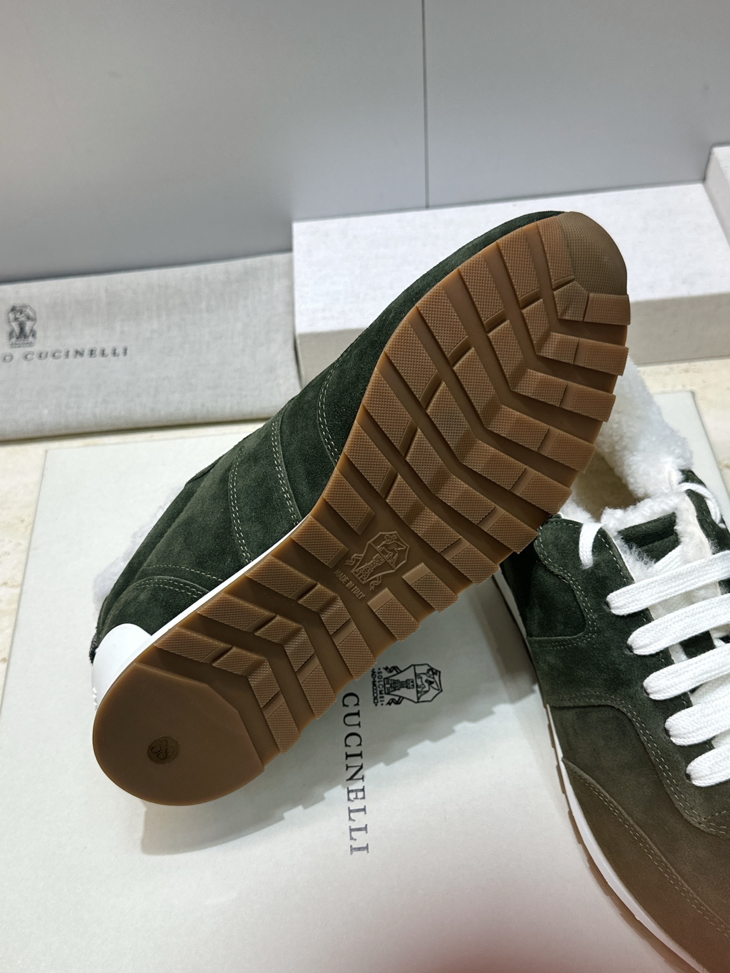 BRUNELLO CUCINELLI 2026秋冬新款拼色系带羊羔毛阿甘徳训女鞋 BC字母logo厚底圆头休闲运动老爹跑 BRUNELLO CUCINELLI 2026秋冬新款拼色系带羊羔毛阿甘徳训女鞋 BC字母logo厚底圆头休闲运动老爹跑