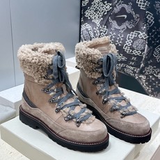 Brunello Cucineli 布鲁内诺库奇内利2026秋冬新款羊羔毛防寒保暖雪地女短靴 BC 厚底低跟圆头系带机车 Brunello Cucineli 布鲁内诺库奇内利2026秋冬新款羊羔毛防寒保暖雪地女短靴 BC 厚底低跟圆头系带机车