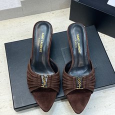 SAINT LAURENT PARIS 圣罗兰2026春夏新款中跟女鞋 YSL字母logo五金扣明星同款细根尖头一字拖 SAINT LAURENT PARIS 圣罗兰2026春夏新款中跟女鞋 YSL字母logo五金扣明星同款细根尖头一字拖