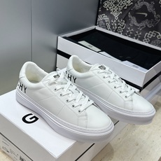 男士+20 顶级版 GIVENCHY 2026春夏经典情侣款系带四季休闲鞋 纪梵希印花字母logo五金扣平底圆头低帮拼色 男士+20 顶级版 GIVENCHY 2026春夏经典情侣款系带四季休闲鞋 纪梵希印花字母logo五金扣平底圆头低帮拼色