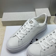 男士+20 顶级版 GIVENCHY 2026春夏经典情侣款系带四季休闲鞋 纪梵希印花字母logo五金扣平底圆头低帮拼色 男士+20 顶级版 GIVENCHY 2026春夏经典情侣款系带四季休闲鞋 纪梵希印花字母logo五金扣平底圆头低帮拼色