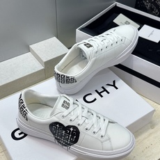 男士+20 顶级版 GIVENCHY 2026春夏经典情侣款系带四季休闲鞋 纪梵希印花字母logo五金扣平底圆头低帮拼色 男士+20 顶级版 GIVENCHY 2026春夏经典情侣款系带四季休闲鞋 纪梵希印花字母logo五金扣平底圆头低帮拼色