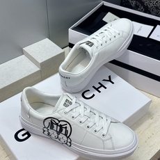 男士+20 顶级版 GIVENCHY 2026春夏经典情侣款系带四季休闲鞋 纪梵希印花字母logo五金扣平底圆头低帮拼色 男士+20 顶级版 GIVENCHY 2026春夏经典情侣款系带四季休闲鞋 纪梵希印花字母logo五金扣平底圆头低帮拼色