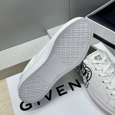 男士+20 顶级版 GIVENCHY 2026春夏经典情侣款系带四季休闲鞋 纪梵希印花字母logo五金扣平底圆头低帮拼色 男士+20 顶级版 GIVENCHY 2026春夏经典情侣款系带四季休闲鞋 纪梵希印花字母logo五金扣平底圆头低帮拼色