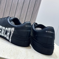男士+20 顶级版 GIVENCHY 2026春夏经典情侣款系带四季休闲鞋 纪梵希印花字母logo五金扣平底圆头低帮拼色 男士+20 顶级版 GIVENCHY 2026春夏经典情侣款系带四季休闲鞋 纪梵希印花字母logo五金扣平底圆头低帮拼色