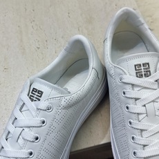 男士+20 顶级版 GIVENCHY 2026春夏经典情侣款系带四季休闲鞋 纪梵希印花字母logo五金扣平底圆头低帮拼色 男士+20 顶级版 GIVENCHY 2026春夏经典情侣款系带四季休闲鞋 纪梵希印花字母logo五金扣平底圆头低帮拼色