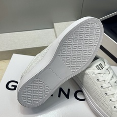 男士+20 顶级版 GIVENCHY 2026春夏经典情侣款系带四季休闲鞋 纪梵希印花字母logo五金扣平底圆头低帮拼色 男士+20 顶级版 GIVENCHY 2026春夏经典情侣款系带四季休闲鞋 纪梵希印花字母logo五金扣平底圆头低帮拼色
