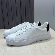男士+20 顶级版 GIVENCHY 2026春夏经典情侣款系带四季休闲鞋 纪梵希印花字母logo五金扣平底圆头低帮拼色 男士+20 顶级版 GIVENCHY 2026春夏经典情侣款系带四季休闲鞋 纪梵希印花字母logo五金扣平底圆头低帮拼色