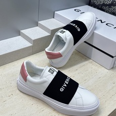 男士+20 顶级版 GIVENCHY 2026春夏经典情侣款弹力橡筋一脚蹬四季休闲鞋 纪梵希印花字母logo五金扣平底圆 男士+20 顶级版 GIVENCHY 2026春夏经典情侣款弹力橡筋一脚蹬四季休闲鞋 纪梵希印花字母logo五金扣平底圆