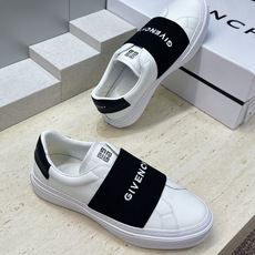 男士+20 顶级版 GIVENCHY 2026春夏经典情侣款弹力橡筋一脚蹬四季休闲鞋 纪梵希印花字母logo五金扣平底圆 男士+20 顶级版 GIVENCHY 2026春夏经典情侣款弹力橡筋一脚蹬四季休闲鞋 纪梵希印花字母logo五金扣平底圆